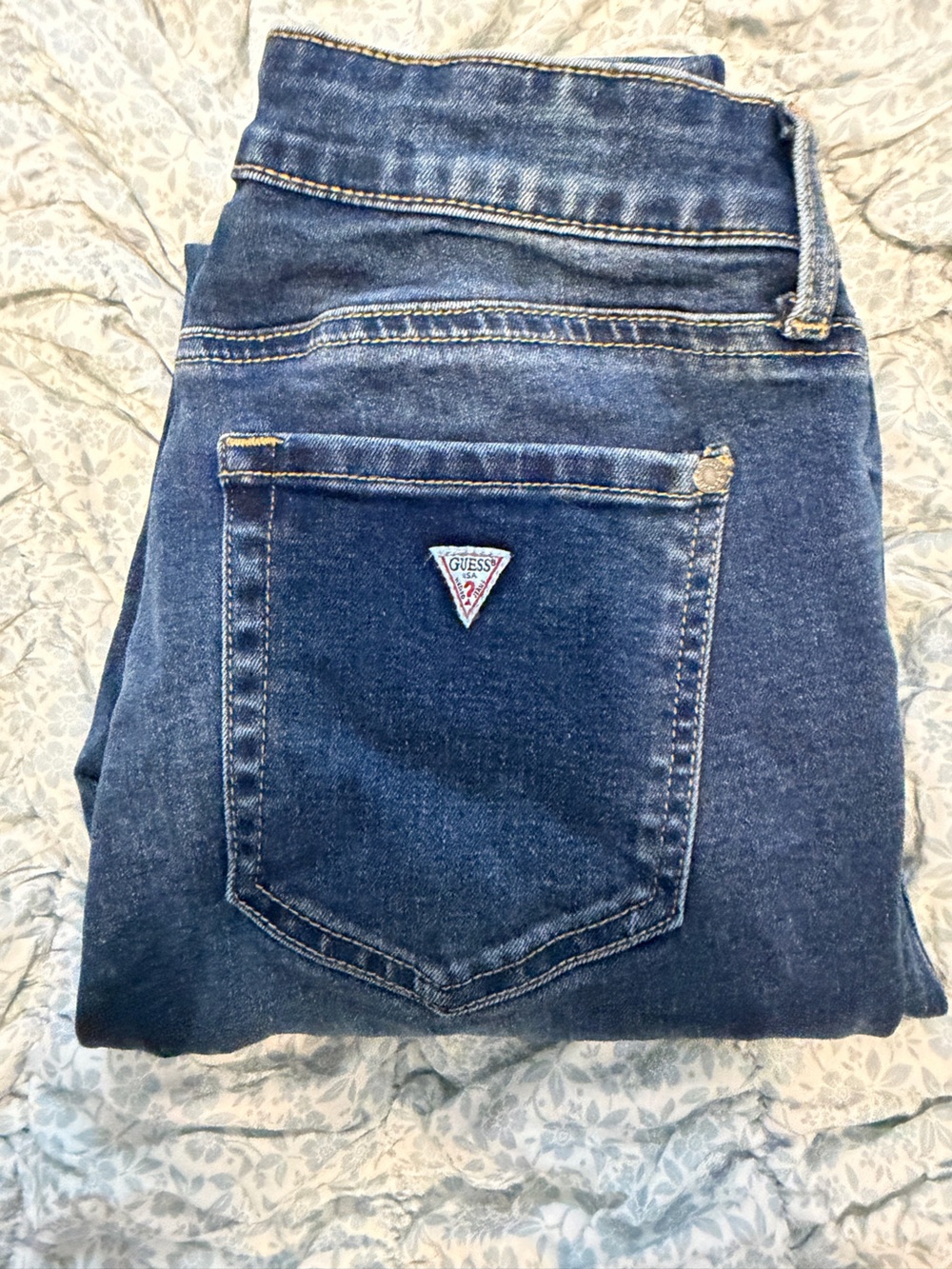 Guess Women’s Dark Blue Skinny Jeans with Triangle Logo